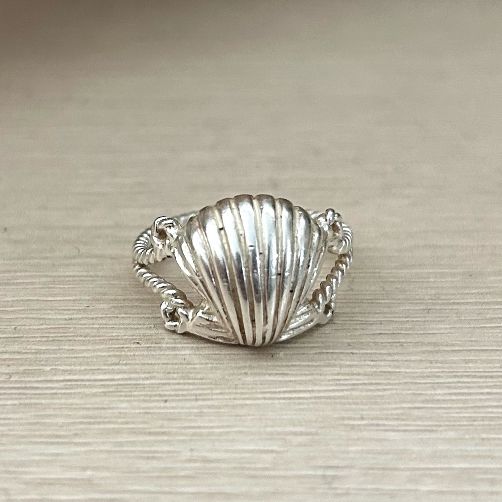 925 Sterling Silver Seashell Scalloped Ring